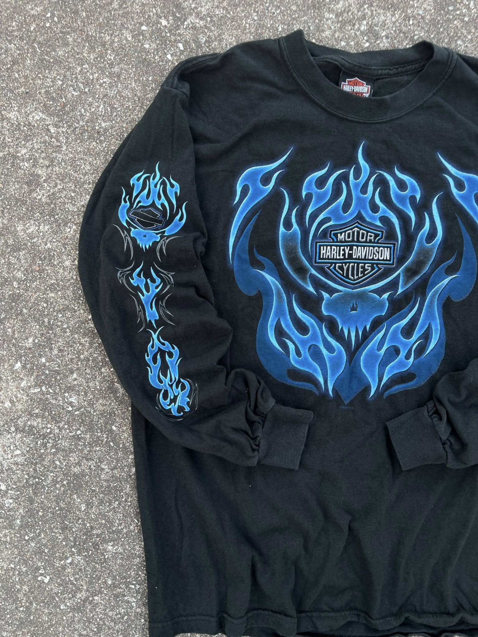 Long sleeves HD. 🔥🔥 ตอกปี 2004 H.D.
